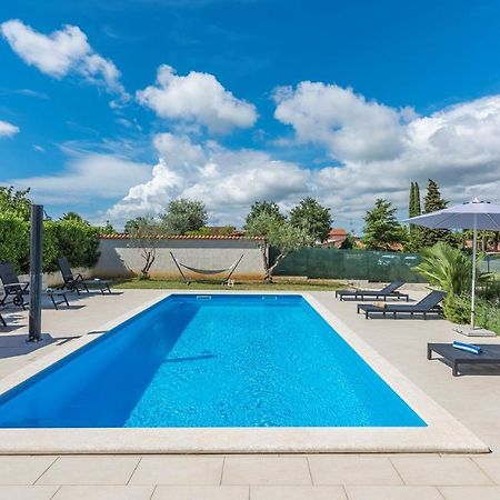 Apart Residence Leko Πόρετς Εξωτερικό φωτογραφία