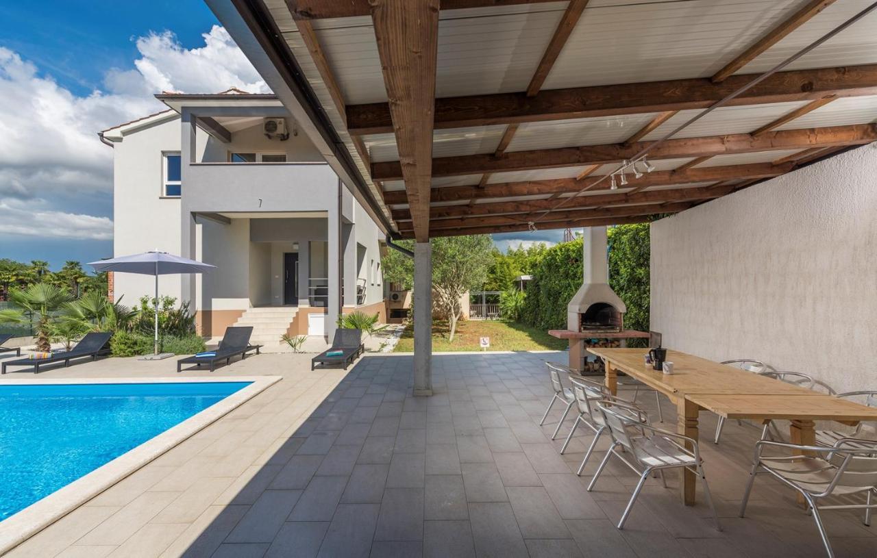 Apart Residence Leko Πόρετς Εξωτερικό φωτογραφία