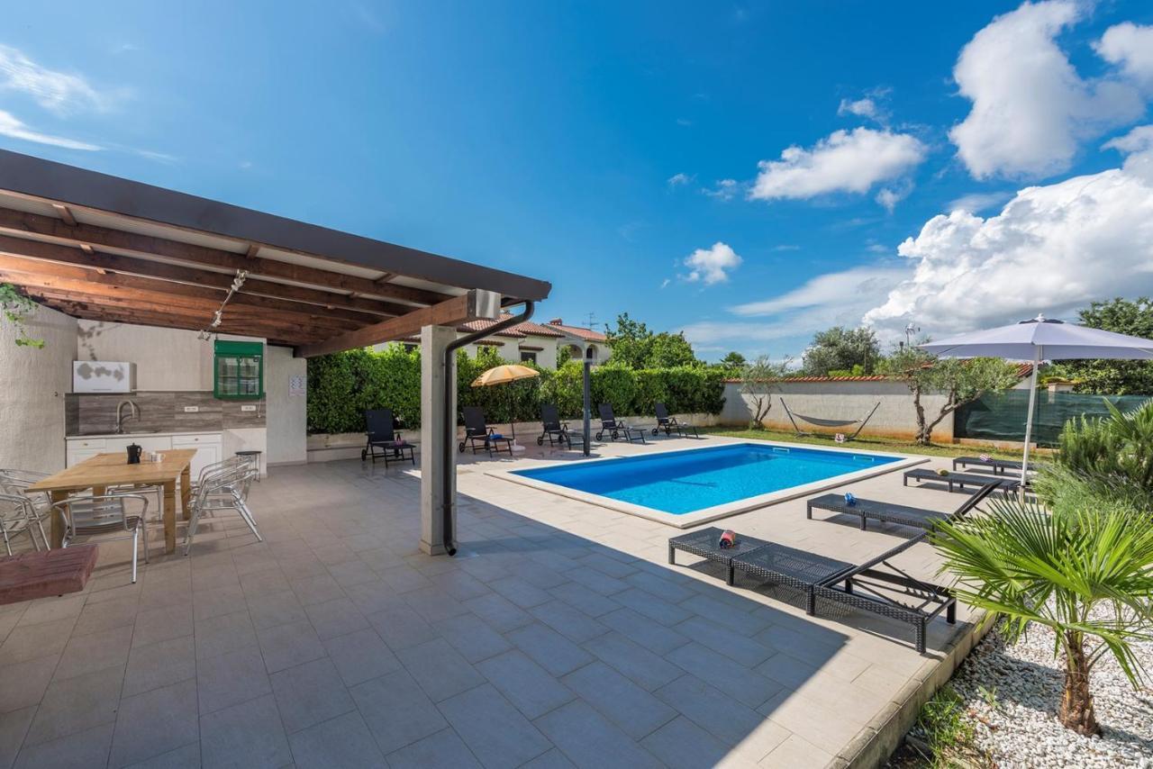 Apart Residence Leko Πόρετς Εξωτερικό φωτογραφία