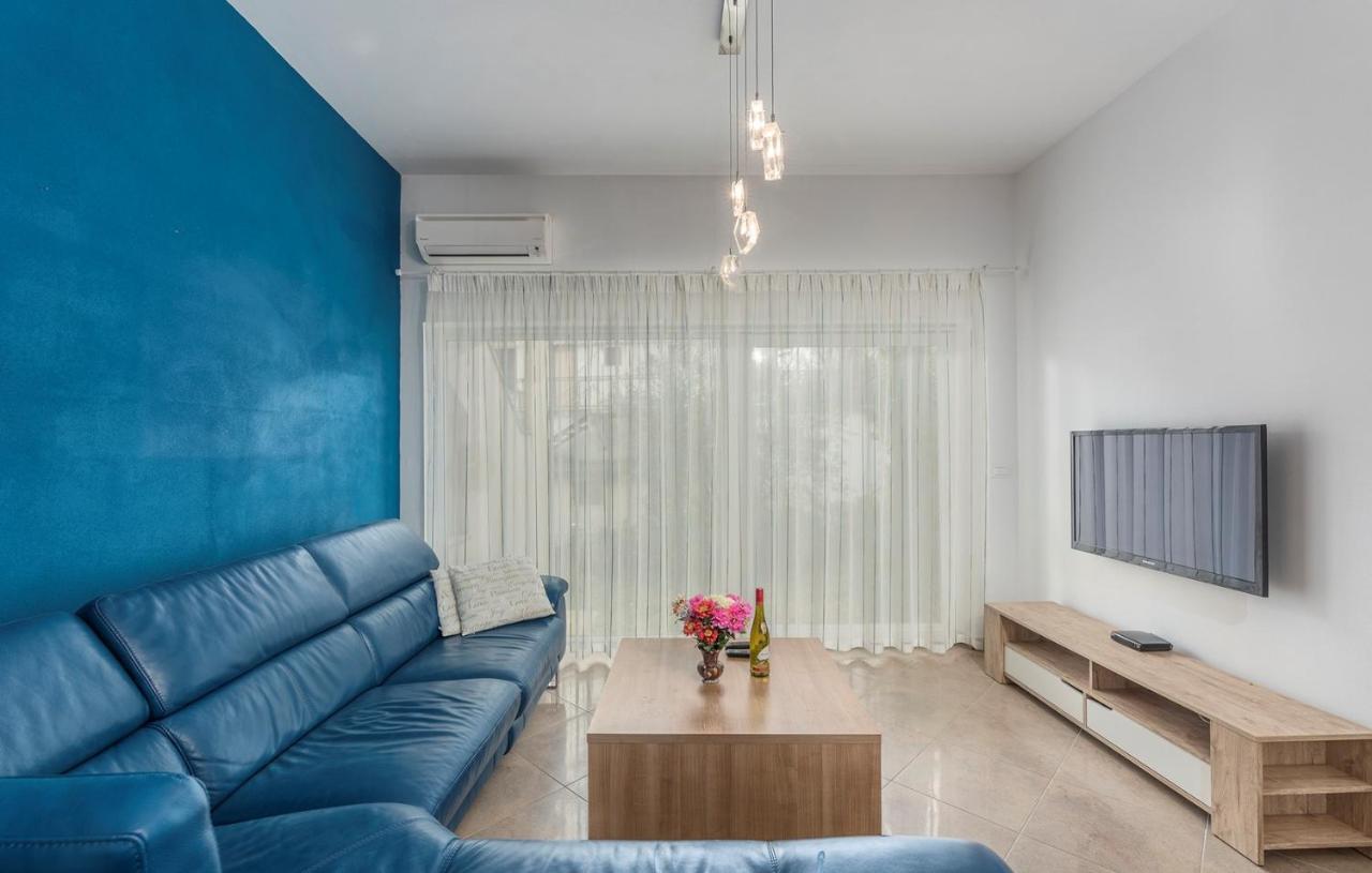 Apart Residence Leko Πόρετς Εξωτερικό φωτογραφία