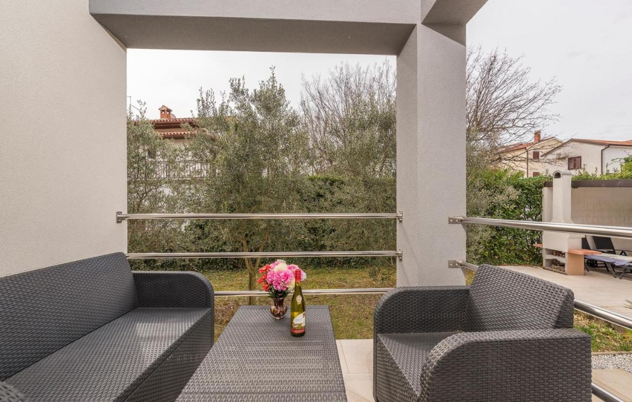 Apart Residence Leko Πόρετς Εξωτερικό φωτογραφία