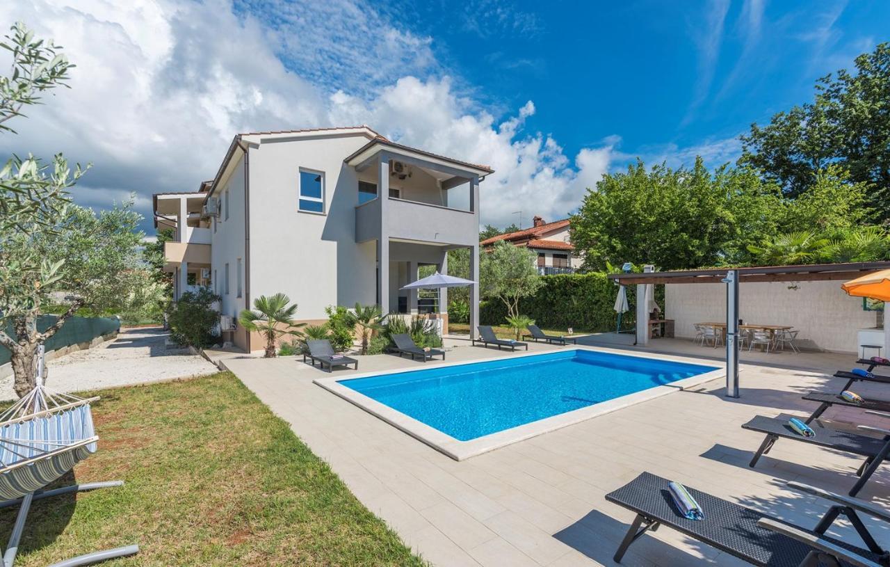 Apart Residence Leko Πόρετς Εξωτερικό φωτογραφία